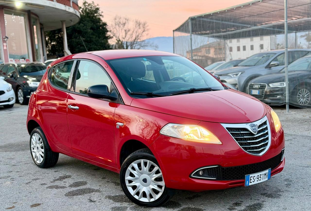 Lancia Ypsilon 2013 0.9 TwinAir benzina/METANO OK NEOPATENTATI ! ! !