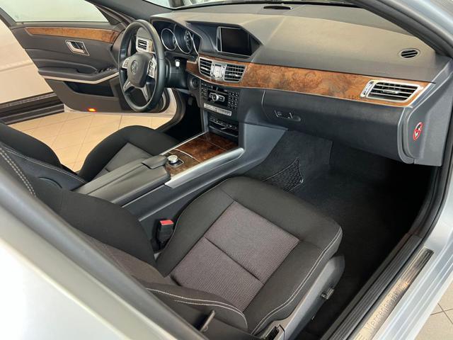 MERCEDES-BENZ E 220 BlueTEC S.W. 4Matic Automatic Business
