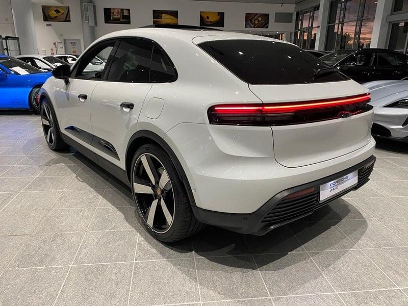 Porsche Macan EV MACAN 4 BEV - IVA Esposta