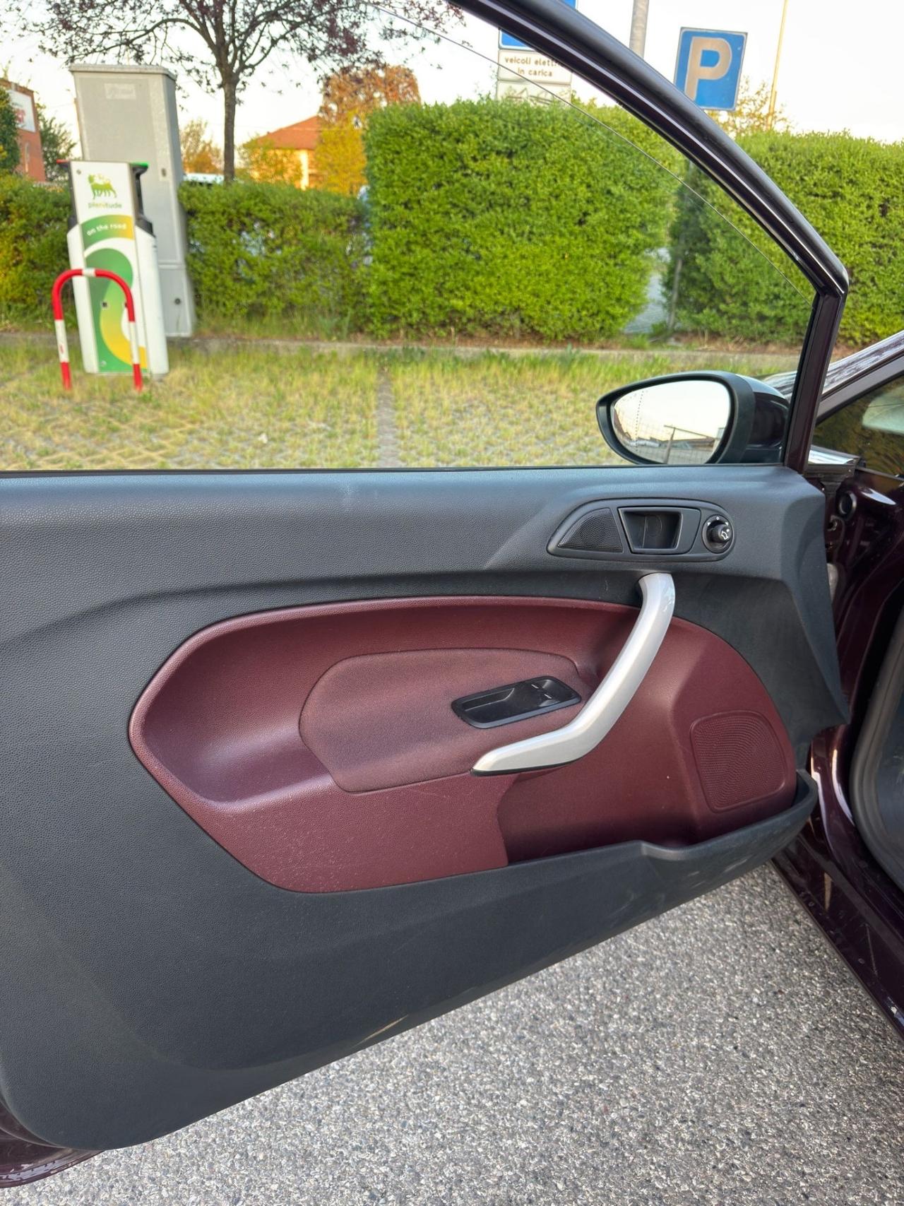 Ford Fiesta 1.2 82CV 3 porte Titanium