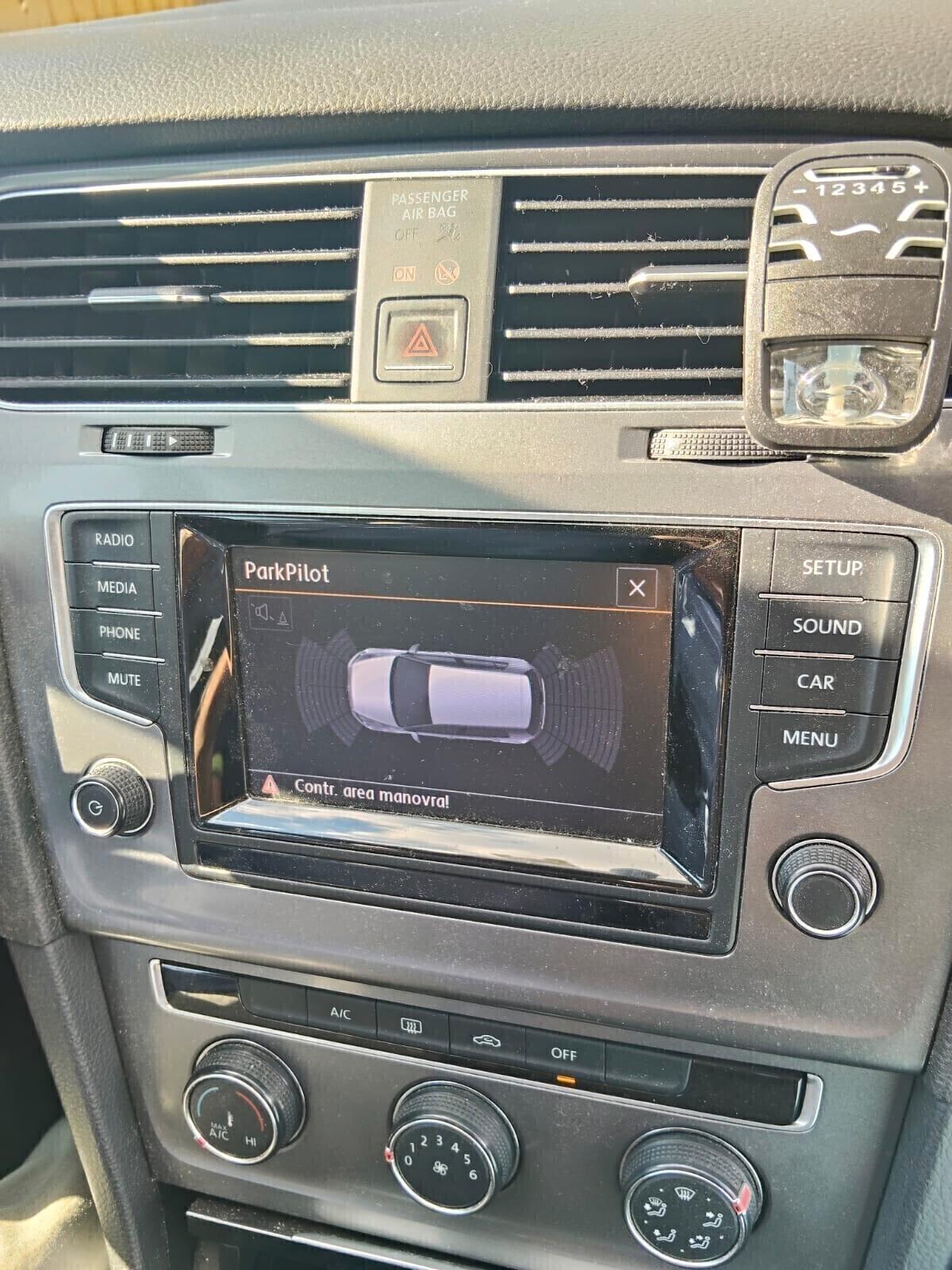 Volkswagen Golf 1.6 TDI 5p. Highline BlueMotion Technology