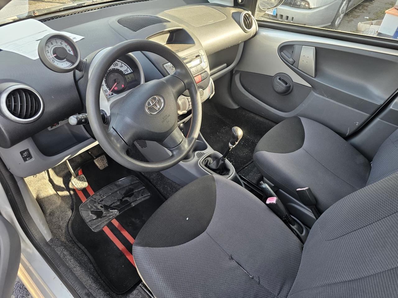 Toyota Aygo 1.0 12V VVT-i 5 porte