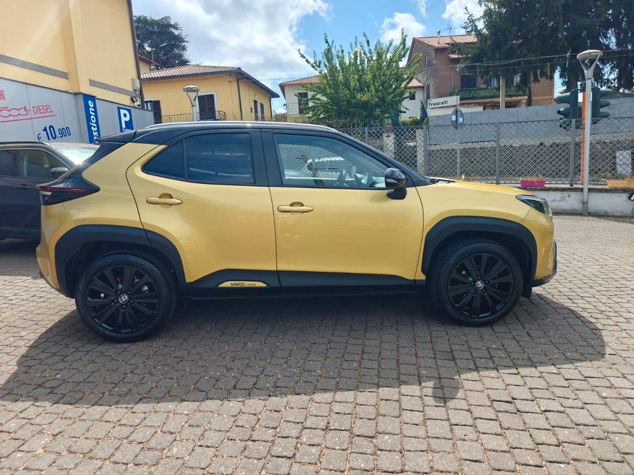 Toyota Yaris Cross 1.5h Premiere fwd 116cv e-cvt