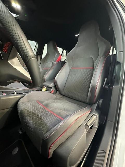 Volkswagen Golf GTI 2.0 TSI DSG Clubsport 45