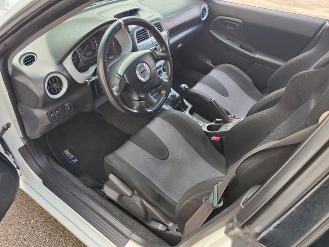 SUBARU Impreza 2.0 Turbo 4x4 WRX