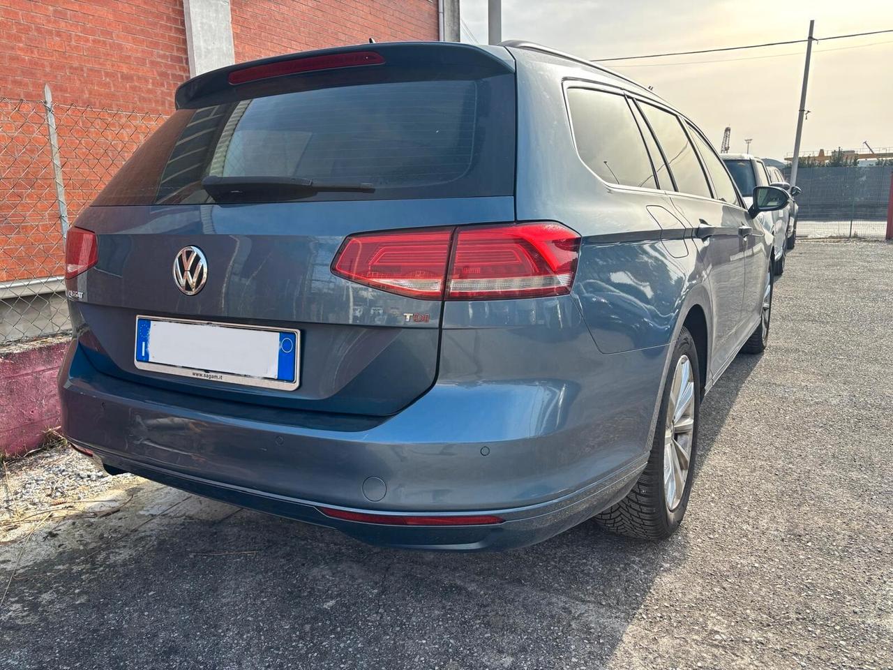 Volkswagen Passat 1.6 TDI 120CV TETTO APRIBILE