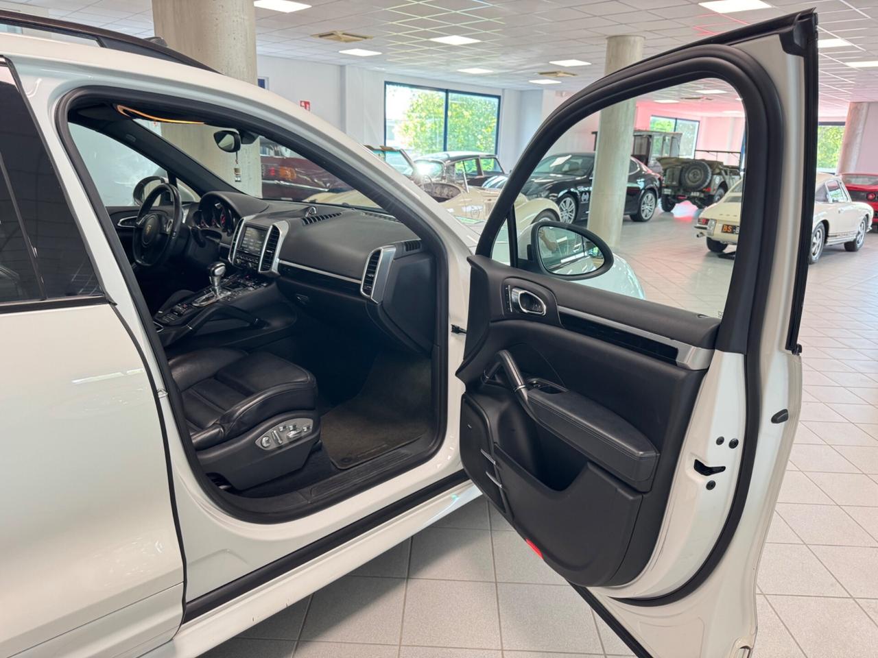 Porsche Cayenne 3.0 Diesel 250CV Platinum Edition