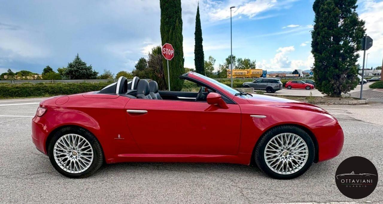 Alfa Romeo Spider 3200 Q4 UNIPRO