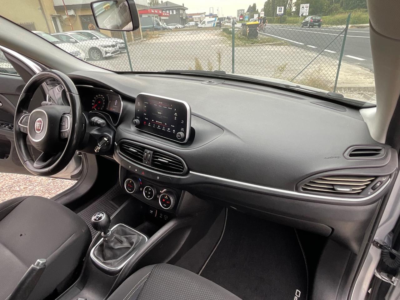 Fiat Tipo 1.6 Mjt S&S SW Lounge