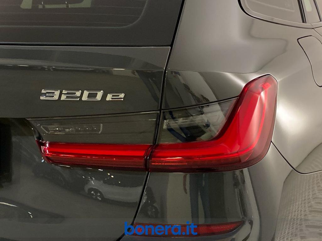 BMW Serie 3 Touring 320 e Sport Steptronic