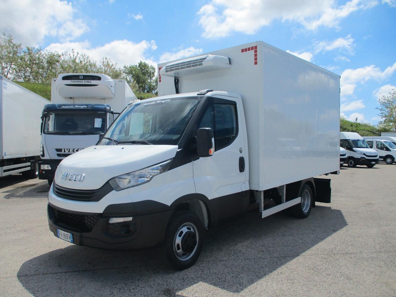 Iveco Daily 35C15 3000 150CVE6 GANCIERE CARNE APPESA FRC 02/28