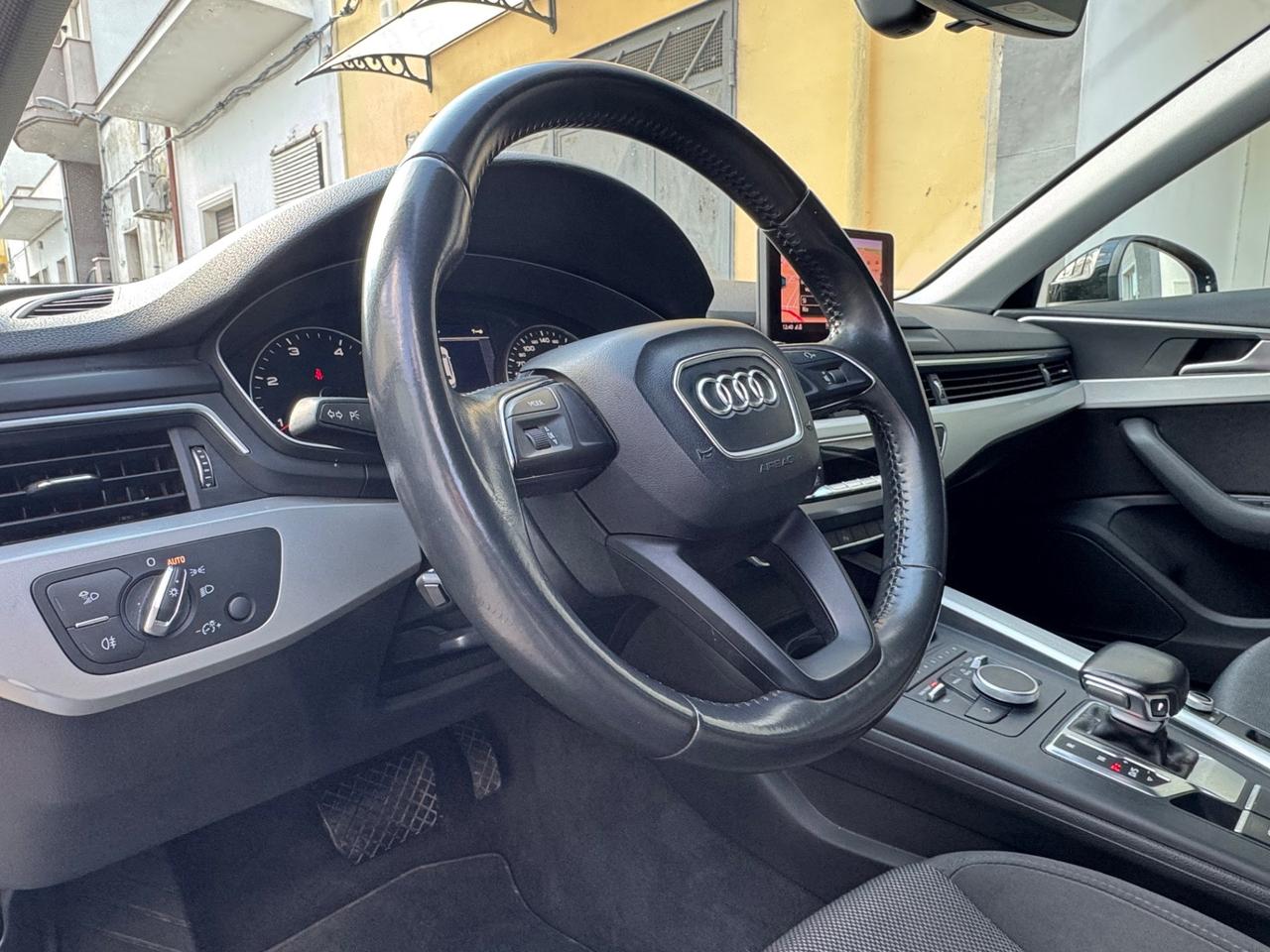 Audi A4 Avant 2.0 TDI 150 CV S tronic Sport