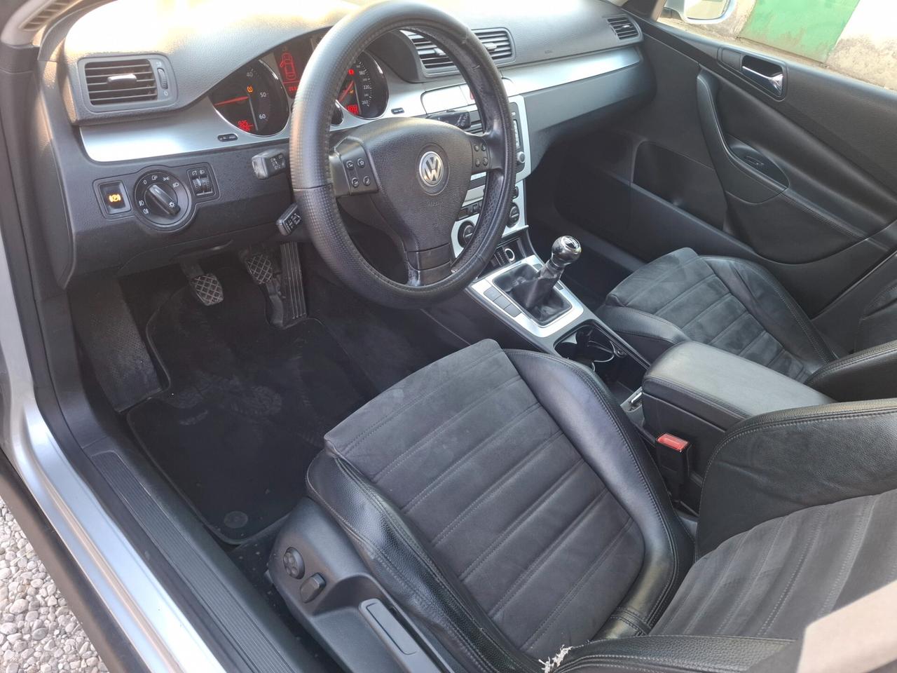 Volkswagen Passat 2.0 TDI DPF Var. Highline
