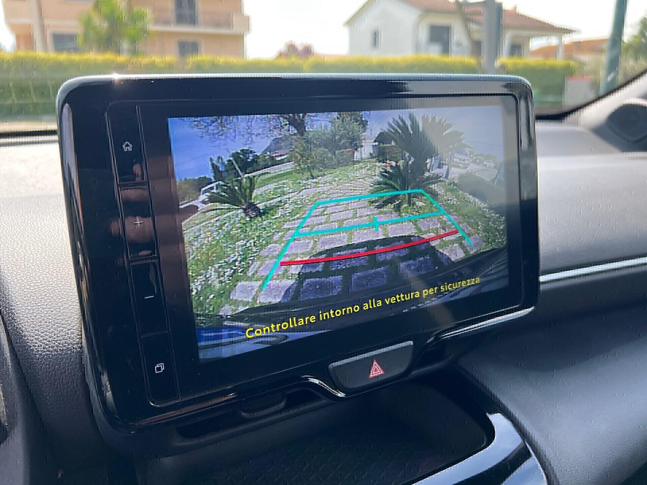 Toyota Yaris Cross 1.5Hybrid E-CVT AWD-2022