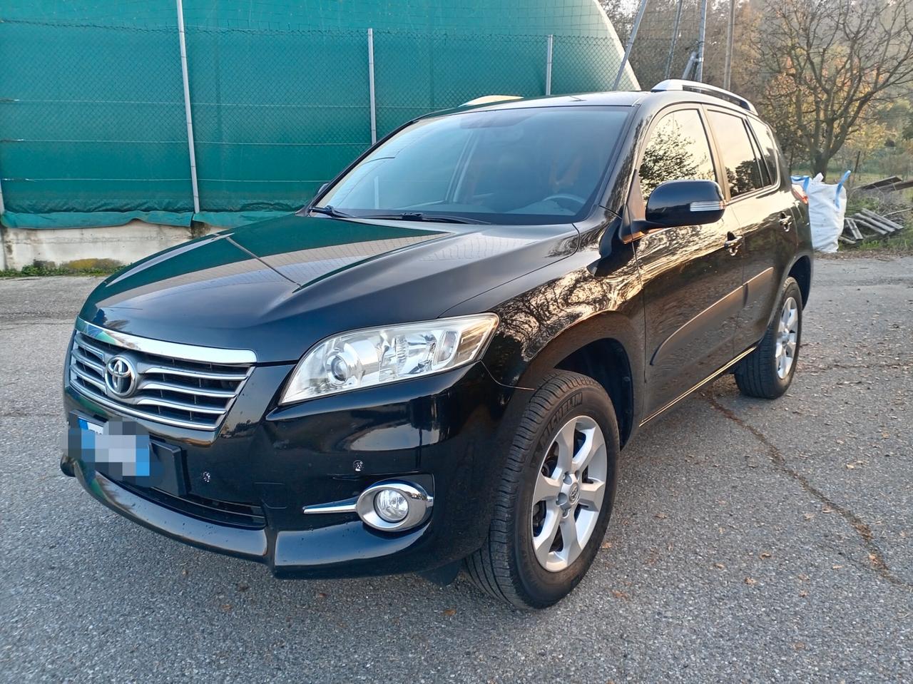 Toyota RAV 4 RAV4 2.2 D-4D 150 CV DPF Exclusive