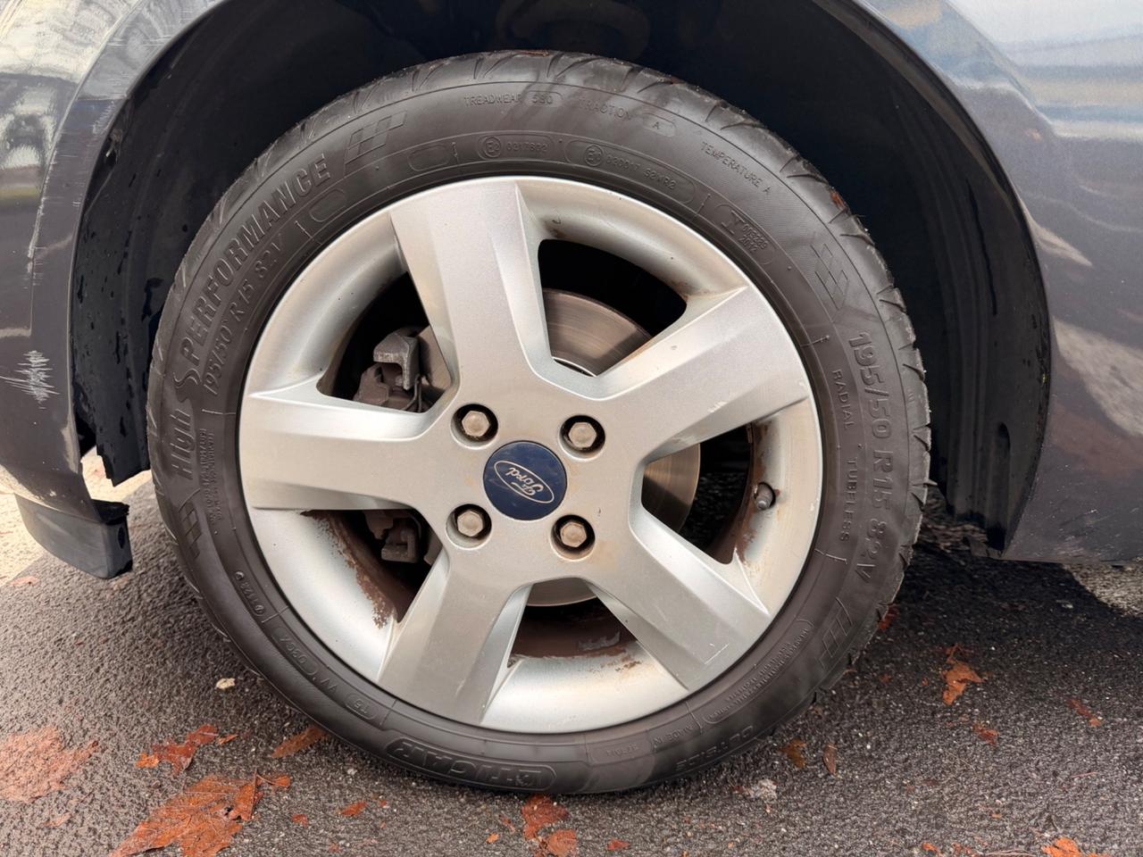 Ford Fiesta 1.2 Benz 5p. Ghia 2007