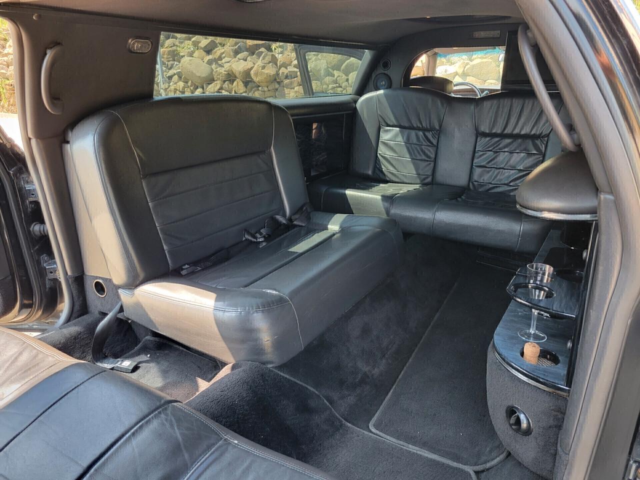 Limousine Lincoln Town car V8 4.6cc 209cv Benz/Gpl