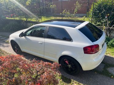 Audi A3 SPB 1.6 TDI 105 CV CR Attraction