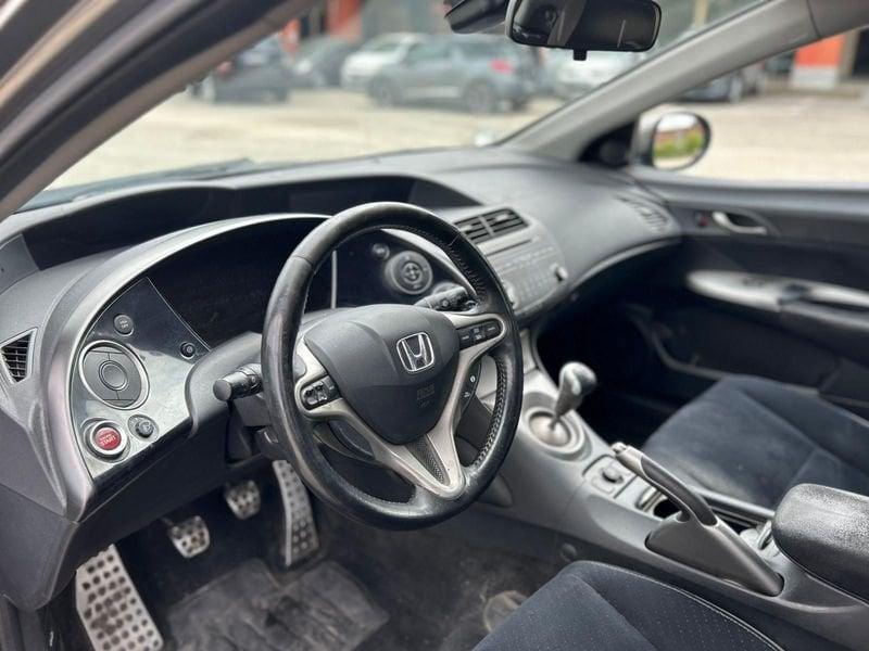 Honda Civic Civic 5p 2.2 i-ctdi Executive i-pilot