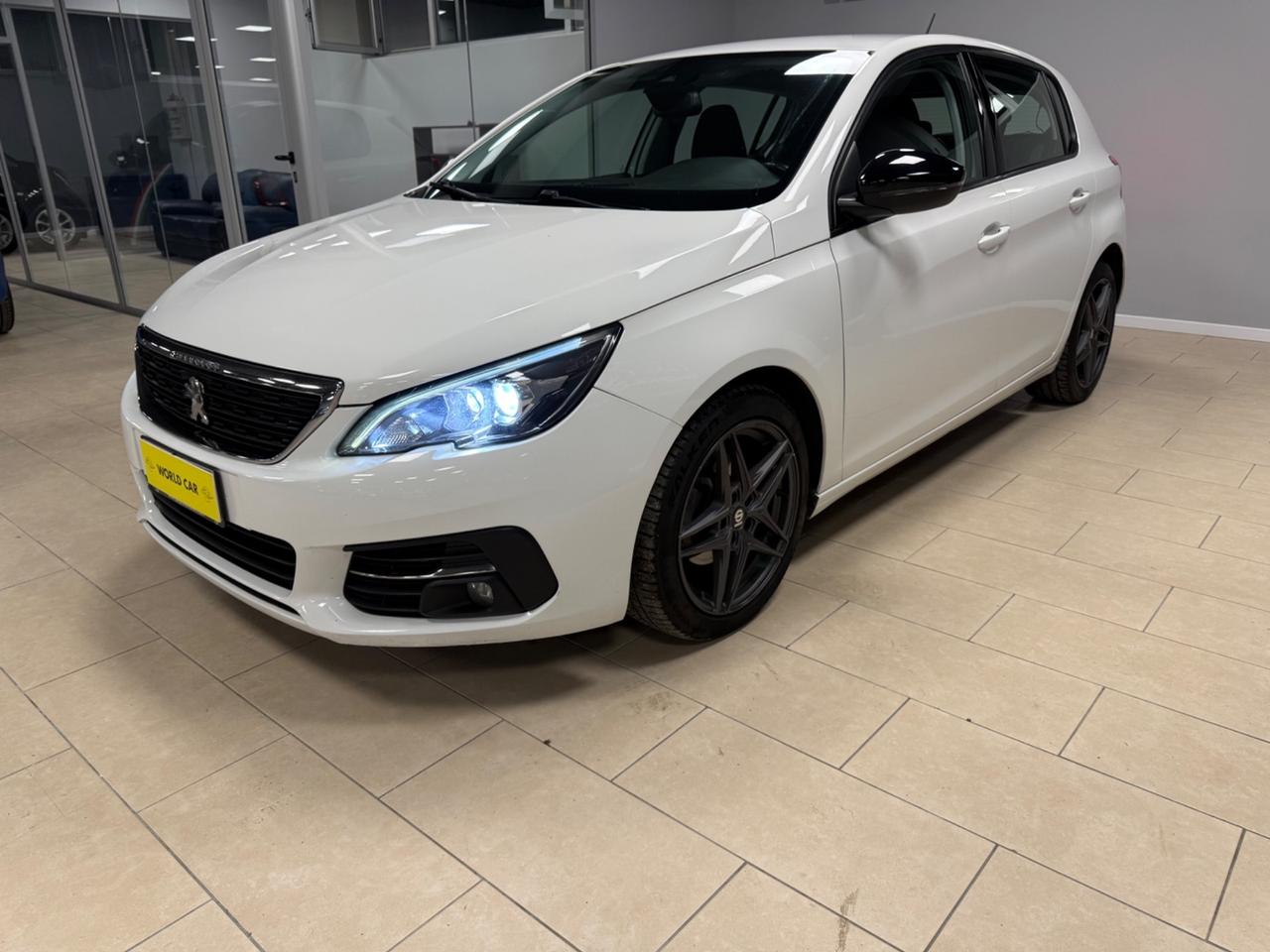 Peugeot 308 BlueHDi 100 S&S Business