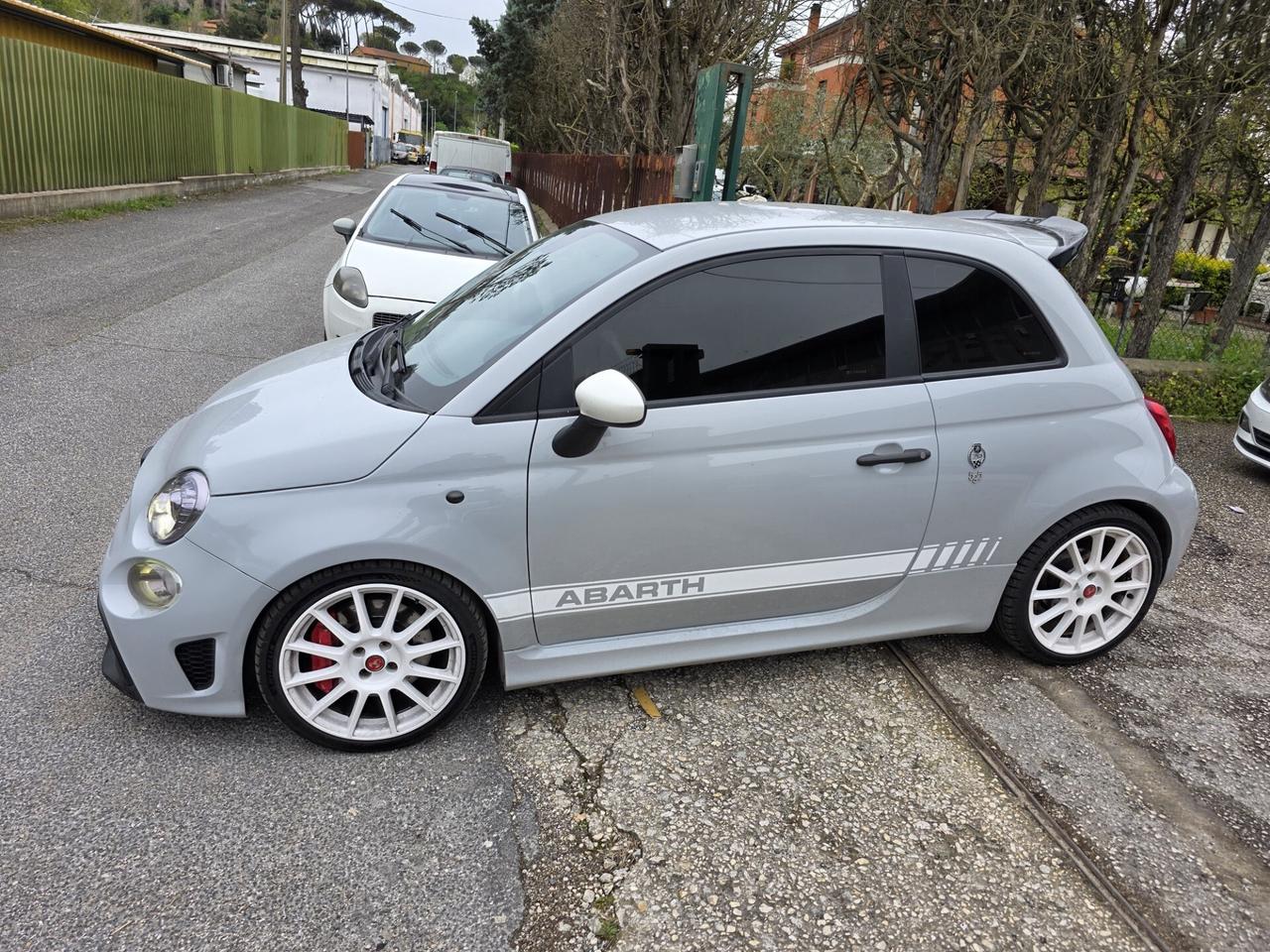 Abarth 595 1.4 Turbo T-Jet 180 CV Competizione SS