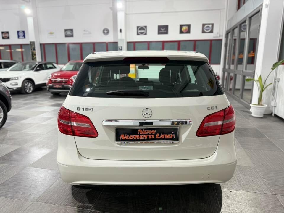 Mercedes Classe B 180 110cv Executive 2013