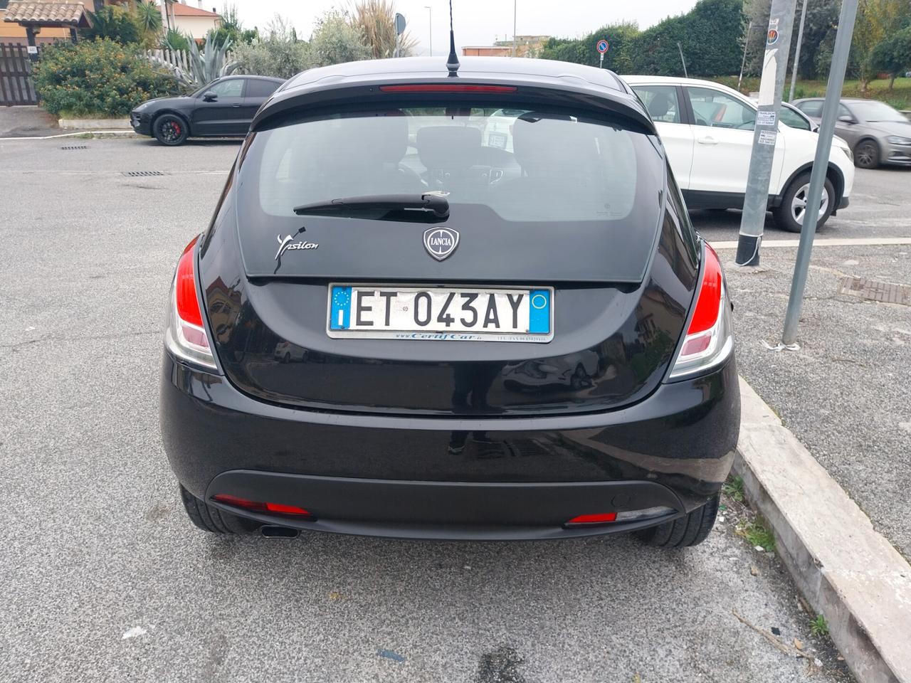 Lancia Ypsilon 1.2 69 CV 5 porte S&S Platinum