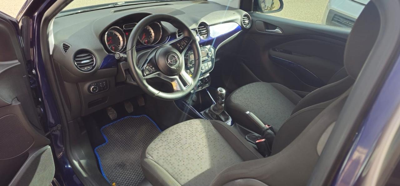 Opel Adam 1.2 70 CV White/Black Link