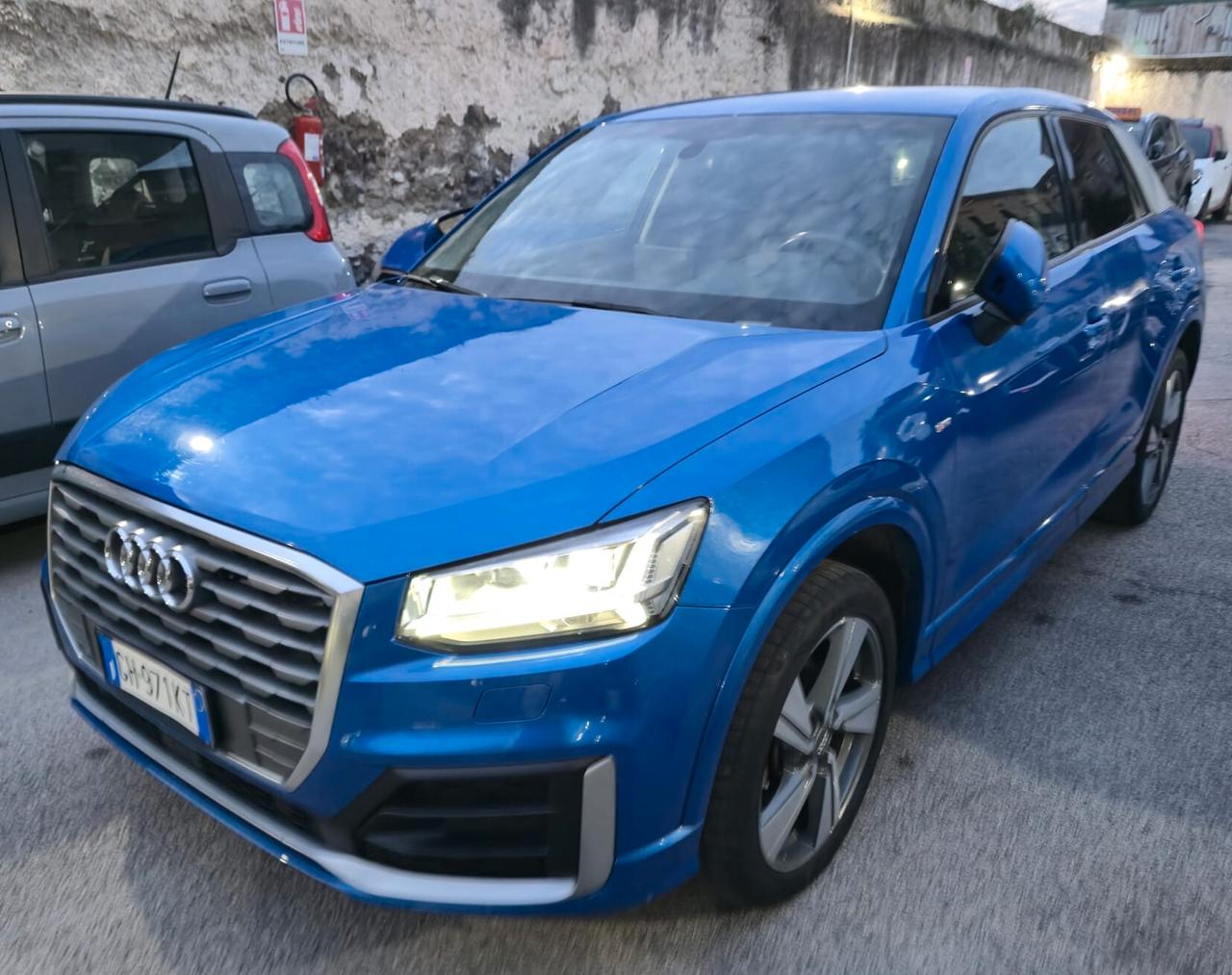 Audi Q2 30 TDI S line Edition