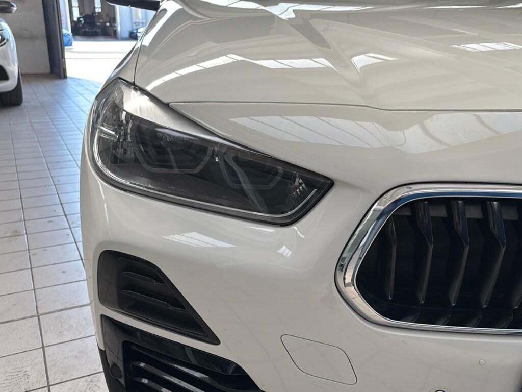 BMW X2 18 d SCR Business X xDrive Steptronic