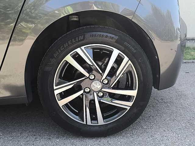 Peugeot 208 BlueHDi 100 Stop&Start 5 porte Allure