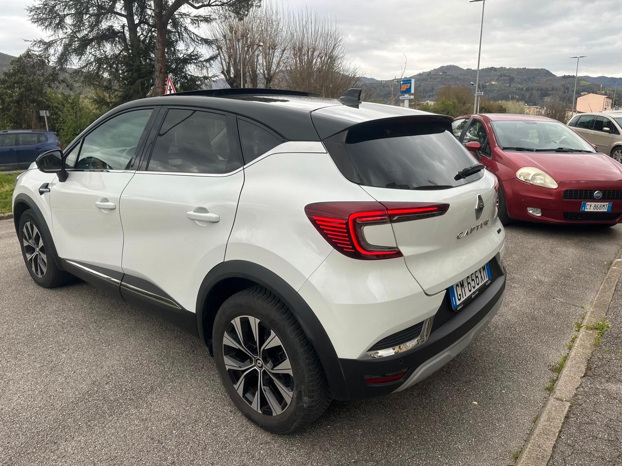 Renault Captur Full Hybrid E-Tech 145 CV Techno