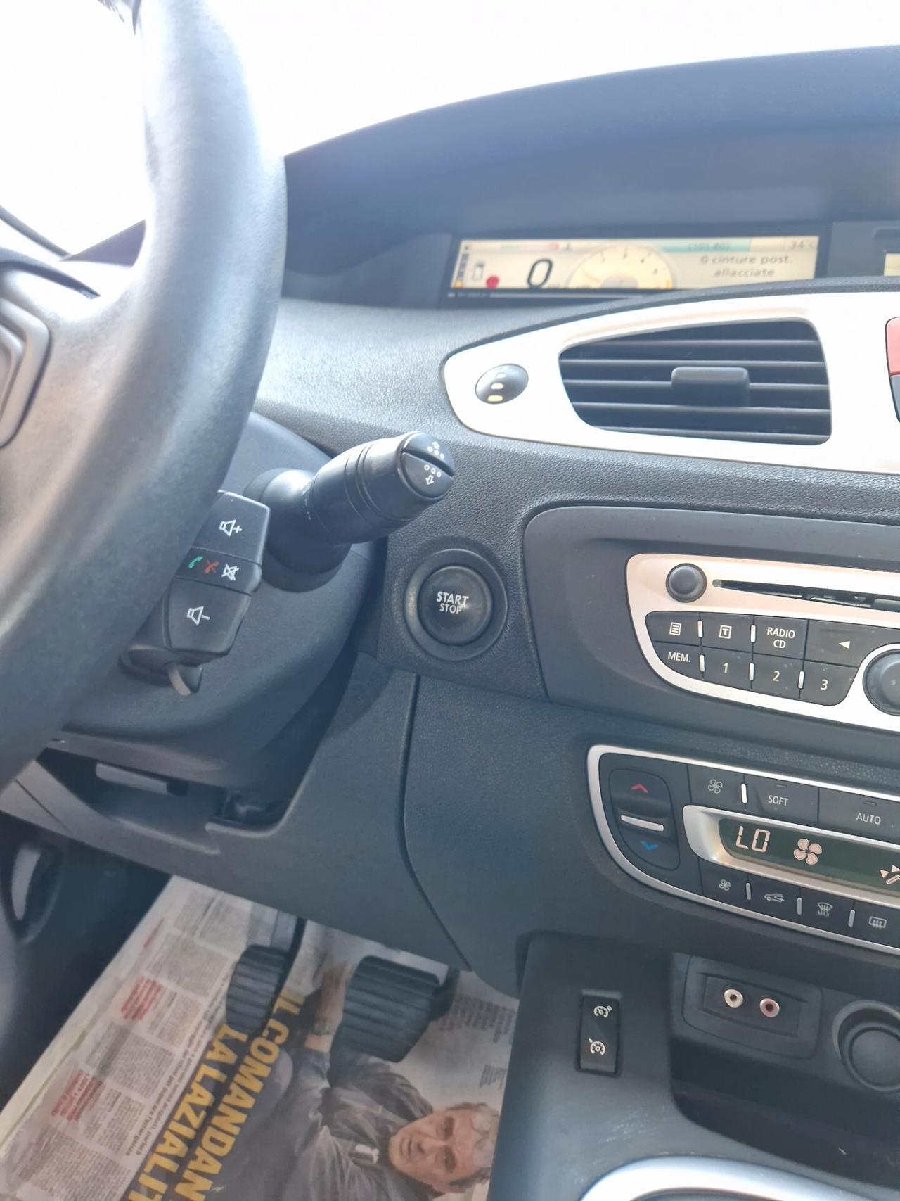 Renault Scenic Scénic X-Mod 1.5 dCi 110CV Luxe