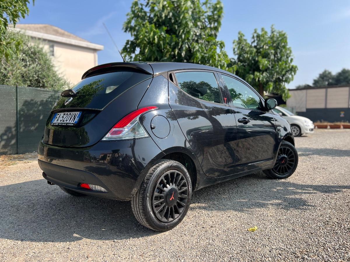 LANCIA - Ypsilon - 1.3 MJT 16V 95 CV 5 porte S&S Elefantino