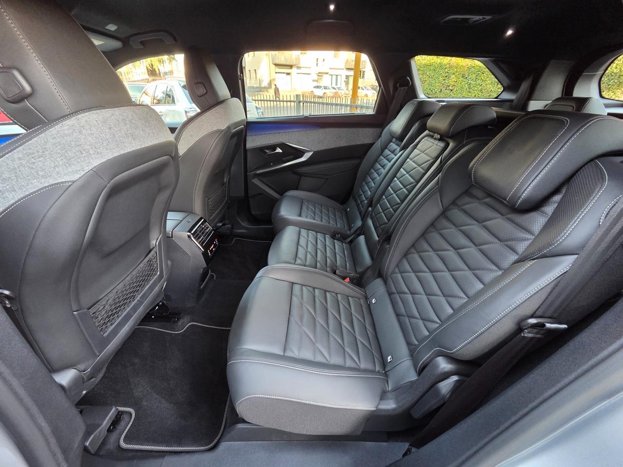 Peugeot 5008 Hybrid E-dcs GT / 7 POSTI+PELLE+CAMERA 360°