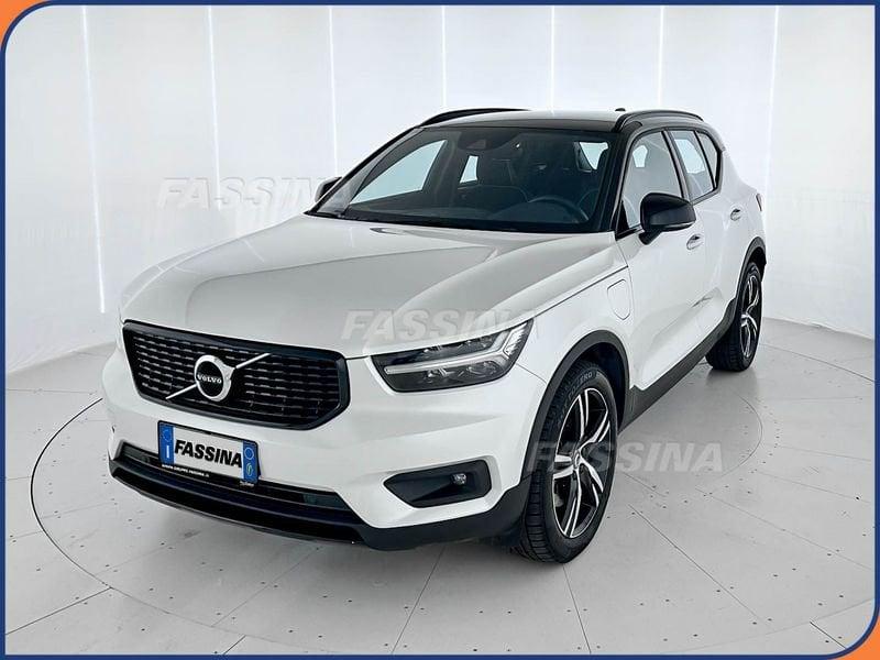 Volvo XC40 T5 Recharge Plug-in Hybrid R-design