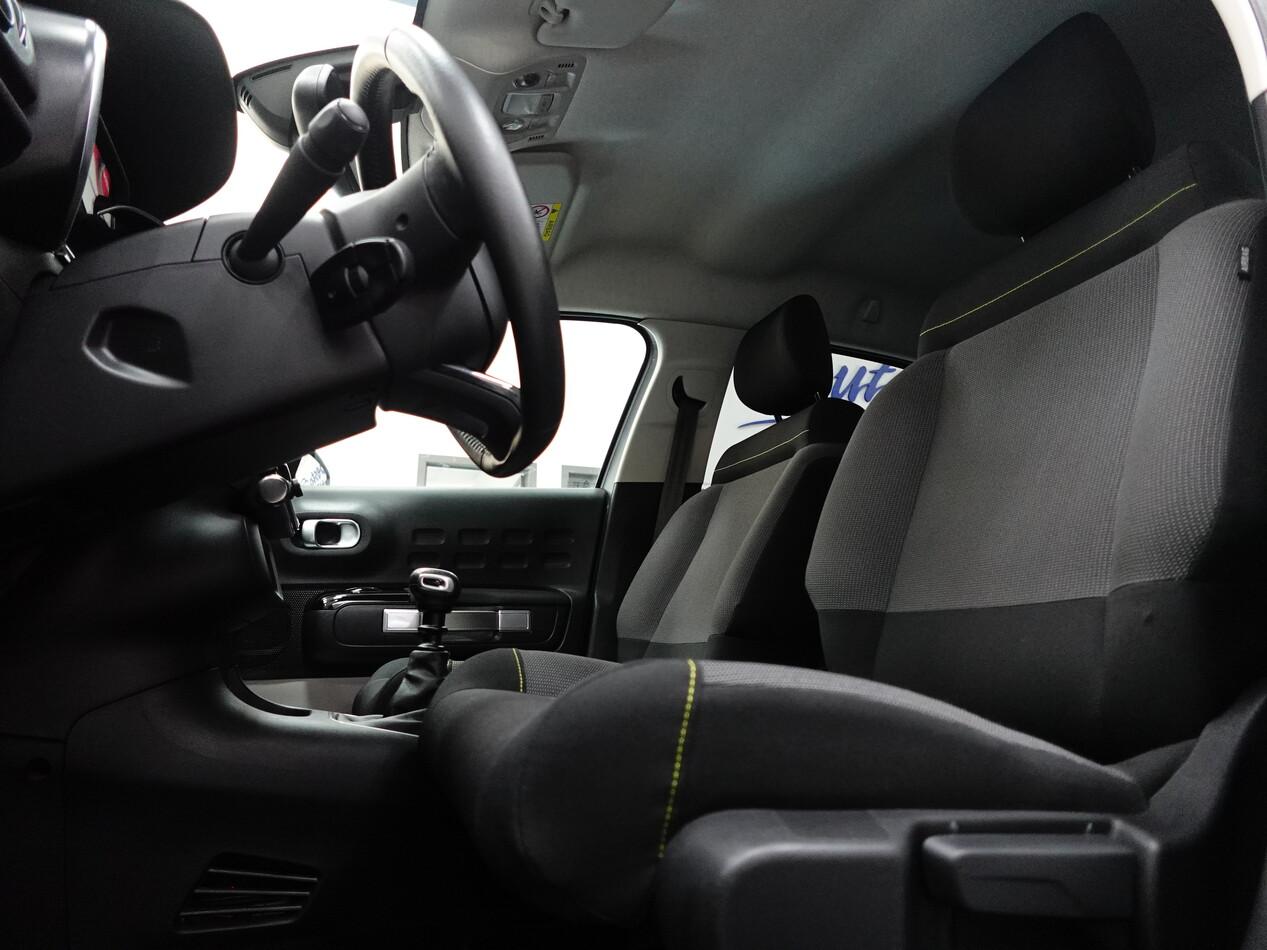 Citroen C3 1.2 PureTECH 110 CV SHINE