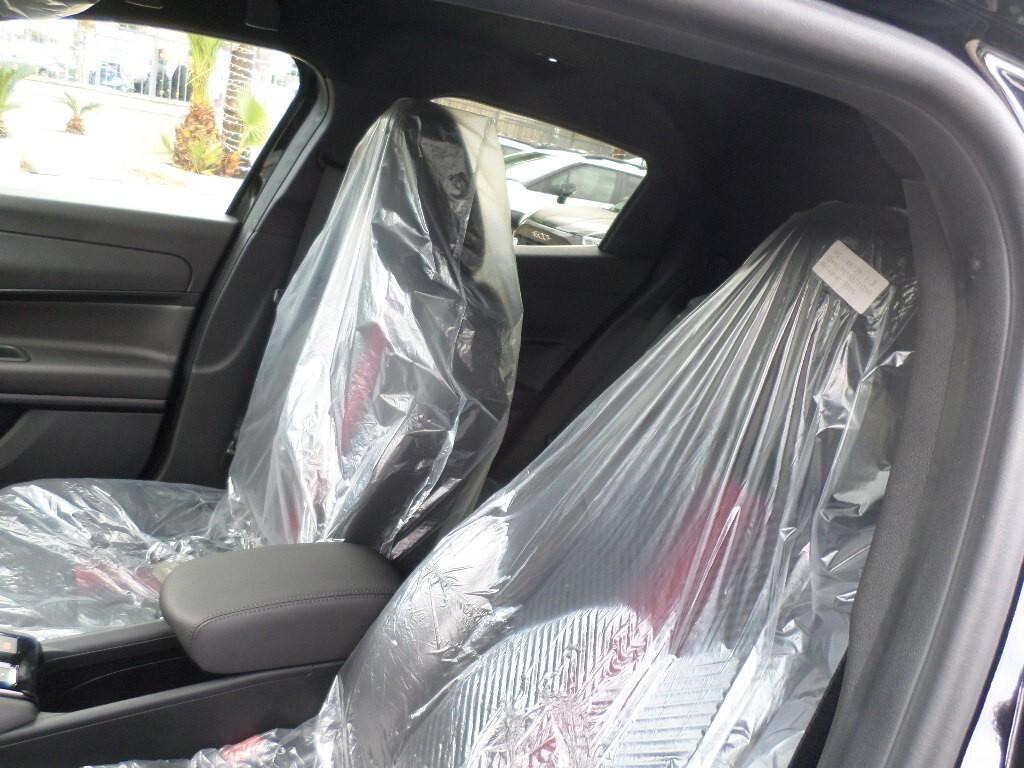 Alfa Romeo Junior 1.2 136 CV Hybrid eDCT6 Speciale