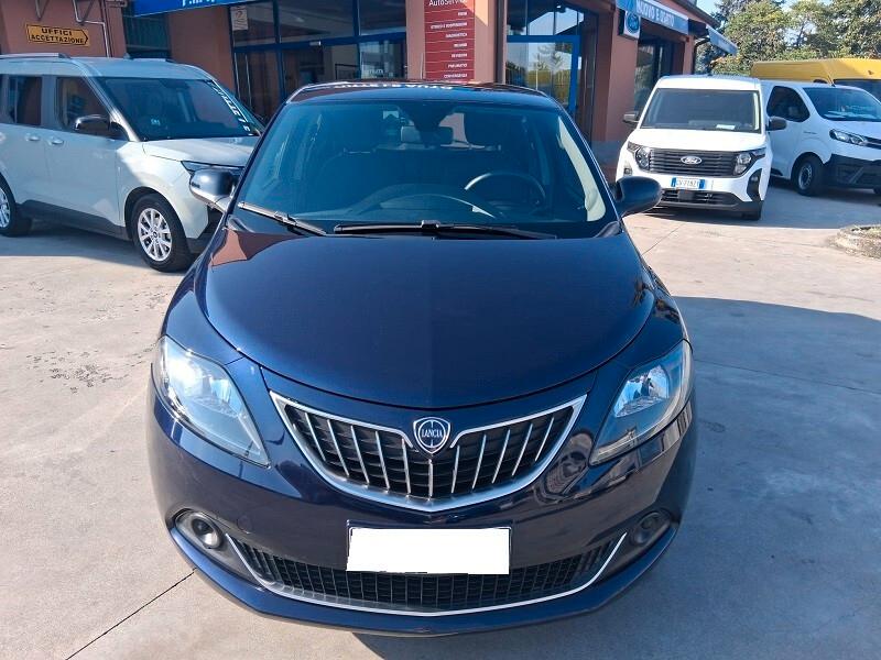 Lancia Ypsilon 1.0 FireFly 5 porte S&S Hybrid Ecochic Silver (788)