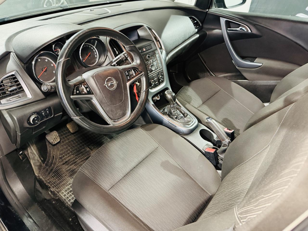 Opel Astra 1.7 CDTI 110CV Sports Tourer Cosmo*NEOPATENTATI*
