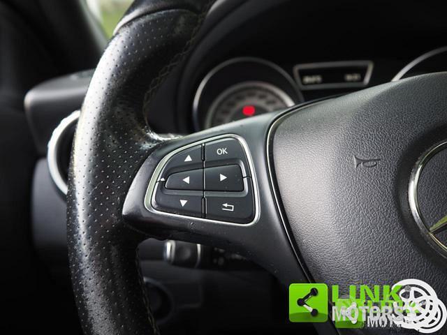 MERCEDES-BENZ GLA 200 d Automatic 4Matic Premium