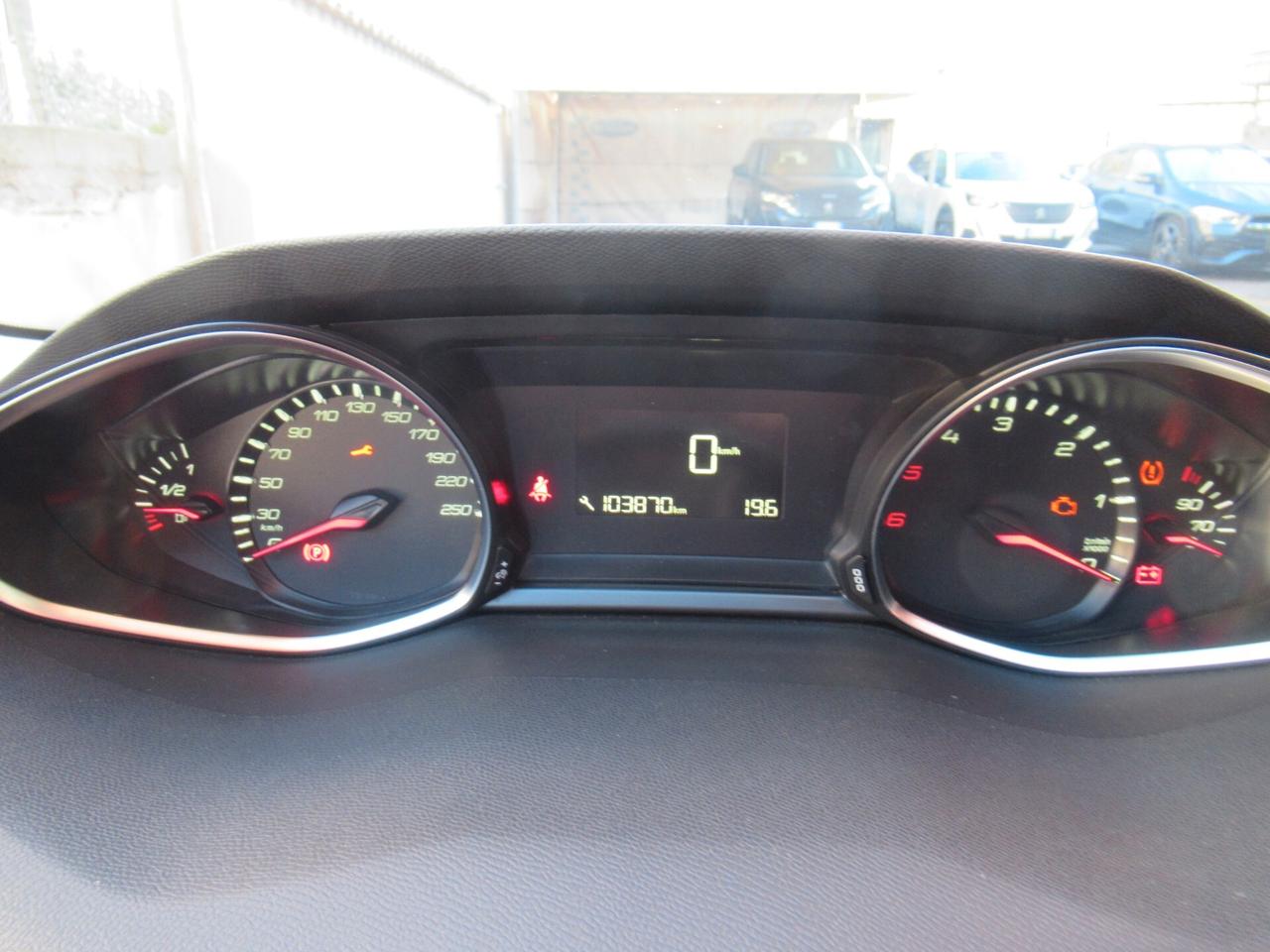 Peugeot 308 BlueHDi 130 S&S Allure
