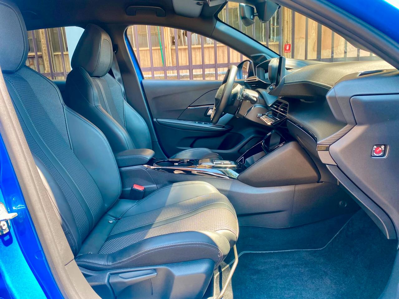 Peugeot 208 130-cv GT Pack AUTOMATICA -GARANZIA