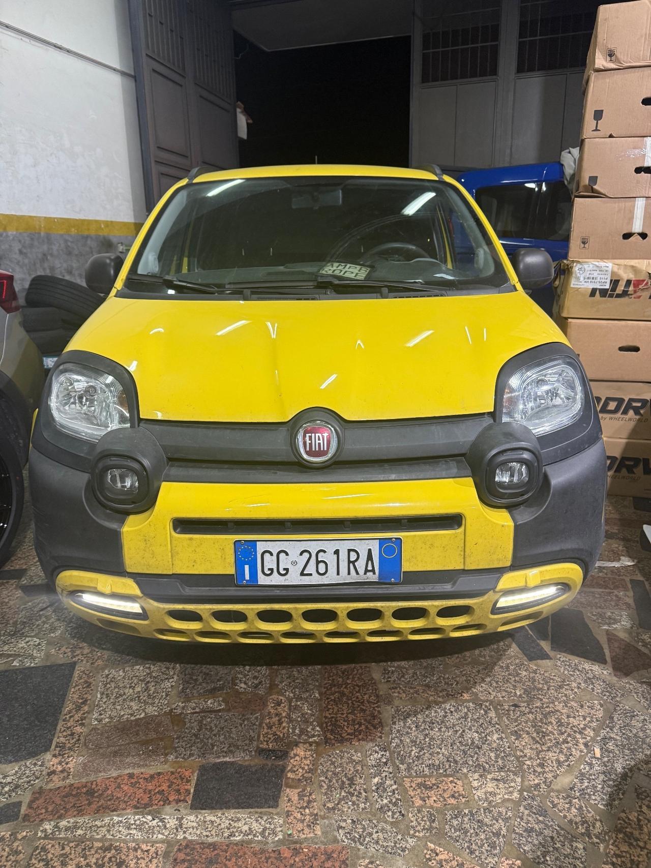 Fiat Panda 1.2 CROSS GPL DI SERiE