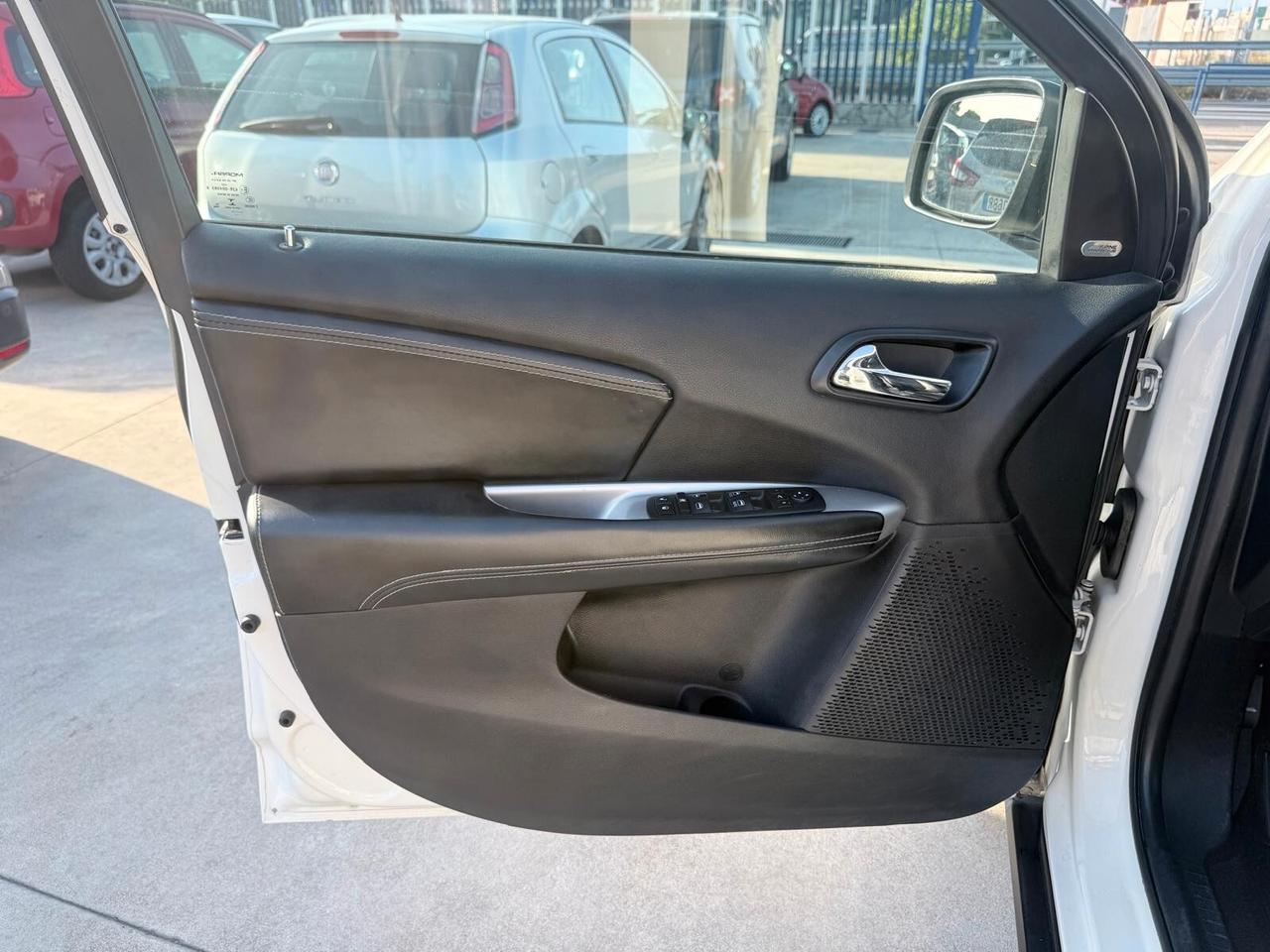 Fiat Freemont 2.0 Mjt 170 CV 4x4 aut. Black Code