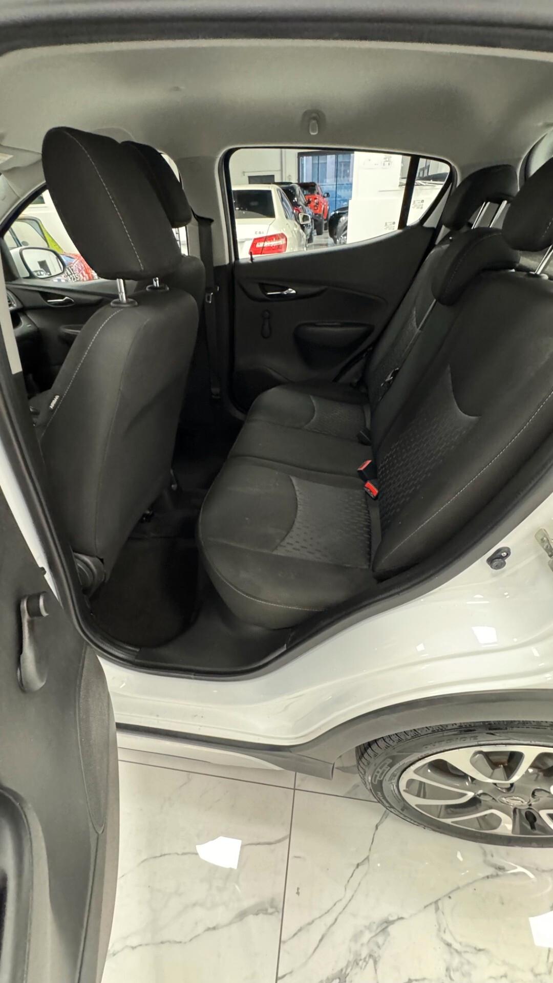 Opel Karl Rocks 1.0 73 CV