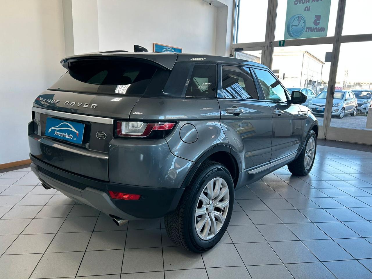 LR Range Evoque 2.0 TD4 150 CV HSE 2017