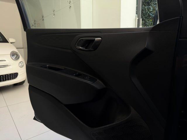 HYUNDAI i10 1.0 MPI AT Connectline da ?129,00 mensili