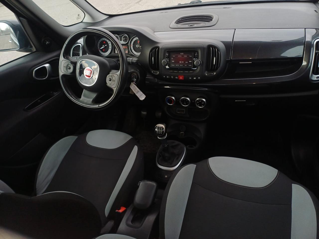 Fiat 500L 1.6 Multijet 105 CV Lounge (77 kw)