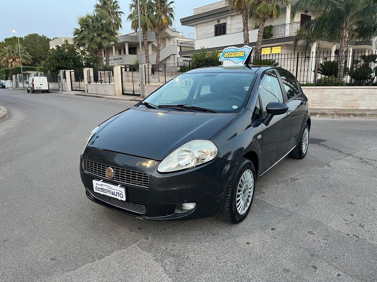 Fiat Grande Punto 1.3 MJT 75 CV 5 porte Dynamic